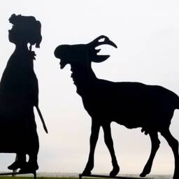 Amelia & Her Goat Vintage Large Metal Silhouette For The Garden Or Yard Art Memorial Sculpture/ Shadow Walls - thumbnail 4