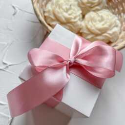 Peony Candle Gift Box, Wedding Guest Favor, Occasional Gift, Eco-Friendly Pillar - thumbnail 3