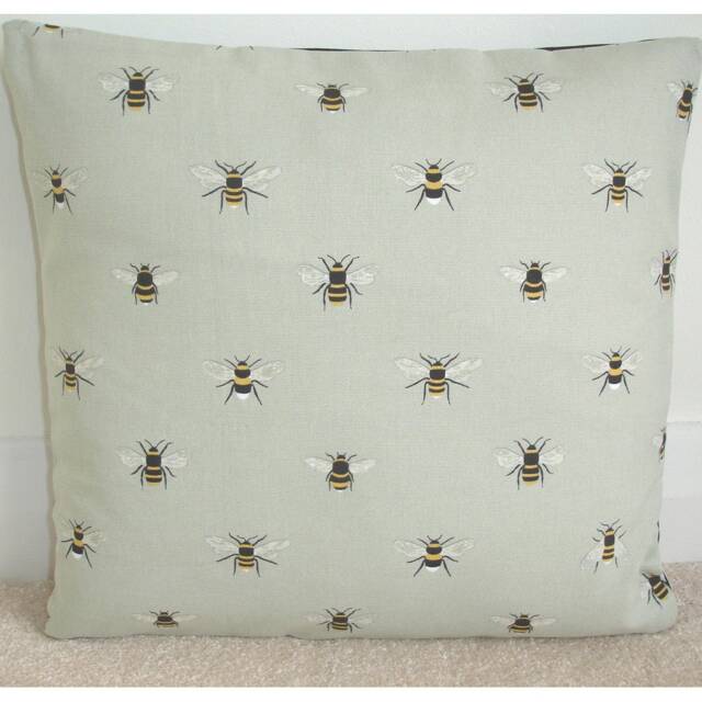 Bee 16x16 Zipped Cushion Cover Pillow Sham 16