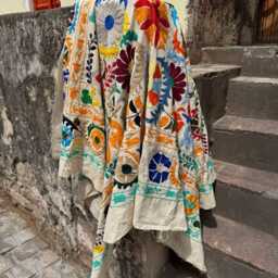 Embroidered Cotton Suzani Quilt - Boho Throw Blanket, Ethnic Bedspread 150x225cm - thumbnail 4