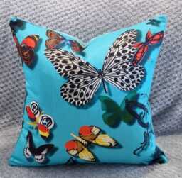Designers Guild & Christian Lacroix Butterfly Parade Lagon & Omega Velvet Cushion Cover 40x40 cm - thumbnail 1