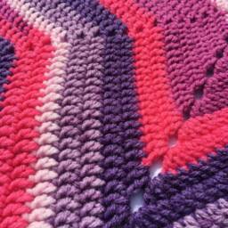 star Baby Blanket, Pink & Purple Crochet, Ideal New Gift - thumbnail 3