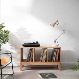 Handcrafted Mid-Century Solid Oak Vinyl Record Cabinet - Stylish Turntable & Storage Solution - thumbnail 4