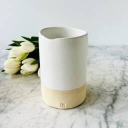 Simple Cylindrical Vase - Satin White - thumbnail 3
