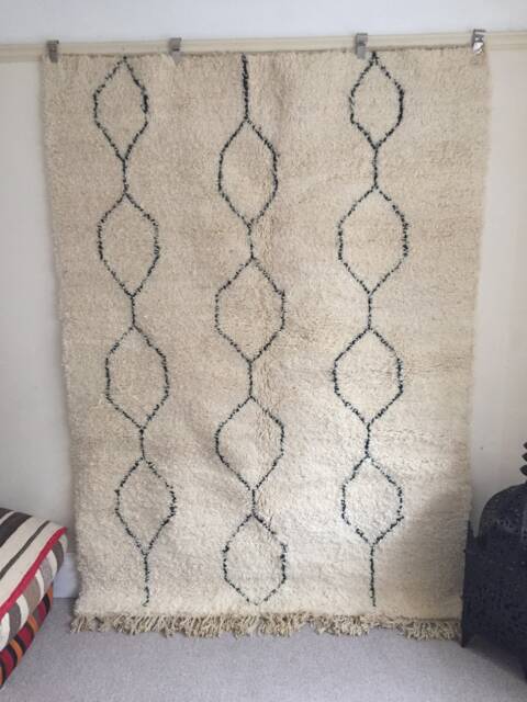 Beni Ourain Rug - Moroccan Handwoven Rug, Pure Wool, Ivory With Black Marks/170 X 230 cm 5.57 7.54 Ft Code 028 - image 1