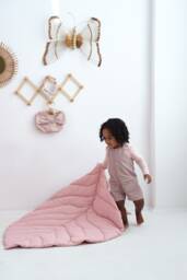 Organic Cotton Leaf Play Mat Personalized Nursery Decor - thumbnail 1