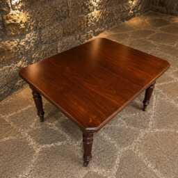 Large Mahogany Georgian Style Dining Table - Traditional English Design, Brass Castors - thumbnail 3