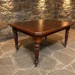 Large Mahogany Georgian Style Dining Table - Traditional English Design, Brass Castors - thumbnail 2