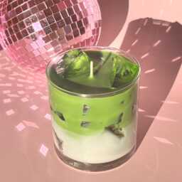 Iced Matcha Latte Candle 10 Oz Coconut Wax Vanilla Scent - thumbnail 2