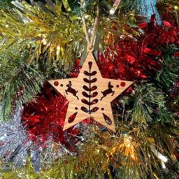 Wooden Star Christmas Tree Decoration - Beautiful Xmas Ornament in Oak, Walnut Cherry Wood Or Silver, Gold, Red, Green Glitter - thumbnail 2