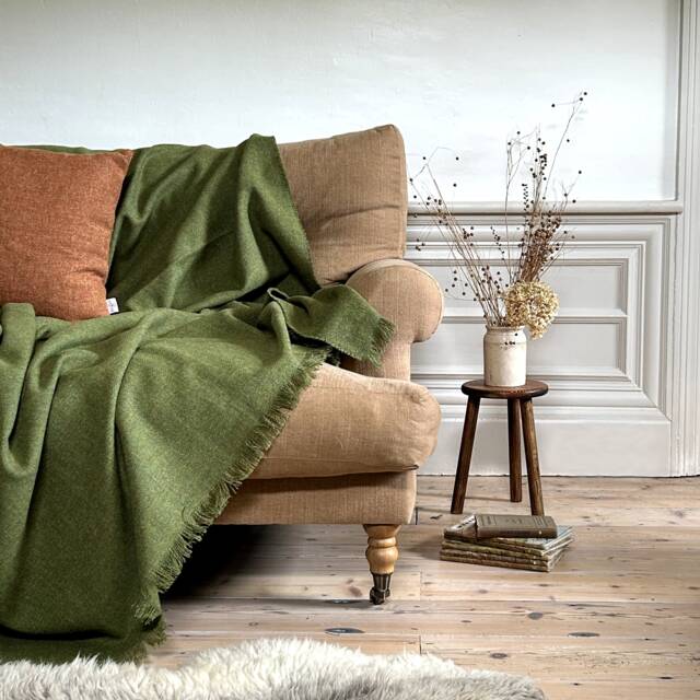 Harris Tweed Olive - Luxury Large Pure Wool Throw Blanket 150x200cm/59x79 - image 1