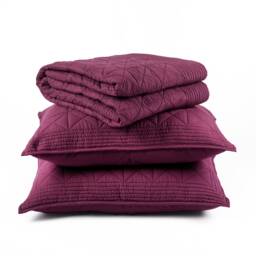 Plum Or Maroon Cotton Quilted Bed Set, Sizes Available - thumbnail 1