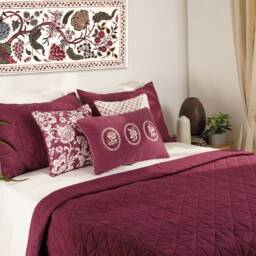 Plum Or Maroon Cotton Quilted Bed Set, Sizes Available - thumbnail 3