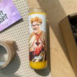 Saint Jim Bell Prayer Candle Mark Heap, Scented Soy Wax, 120Hr Burn - thumbnail 2