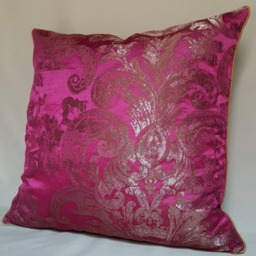 Silk Brocade Throw Pillow Cushion Cover Rubelli Fabric Fuchsia Barbarigo Pattern - Handmade in Italy - thumbnail 3