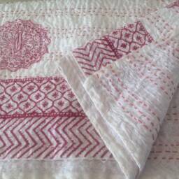 Handmade Red Floral Kantha Quilt Lightweight Cotton Bedspread - thumbnail 2