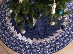 Blue Silver Christmas Tree Skirt, Reindeer Prance Quilted Decoration
