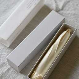 Large Japanese Haze Wax Candle Tohaku Pine Tree Design - thumbnail 3