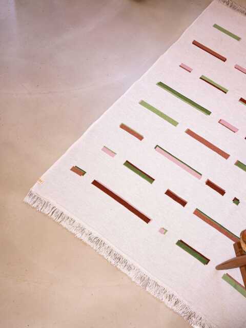 Recycled Cotton Reversible Rug Clockwise Design - White, Terracotta, Pink - image 1