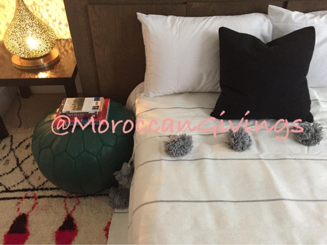 "Moroccan Pom Blanket - Throw With Blanket Bed Spread Bedding Cotton /79""Wx118" - image 1