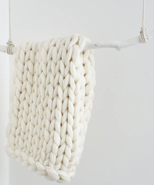 Chichibou Handmade Xxl 100% Organic Merino Chunky-Knit Wool Blanket 150 X 200 cm-The Must-Have For Snug Winter Evenings - image 1