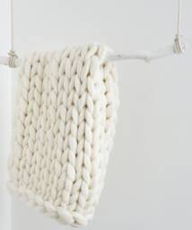 Chichibou Handmade Xxl 100% Organic Merino Chunky-Knit Wool Blanket 150 X 200 cm-The Must-Have For Snug Winter Evenings