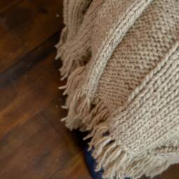 Ready To Ship Ideal Christmas Gift, Handmade Pure Organic Wool Aran Traditional Cable Throw Or Blanket, Anti Stress Knit Blanket Throw - thumbnail 4