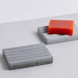 Wave Concrete Soap Dish, Scalloped Minimalist Holder, Modern Curved Tray, Grey Cement Bathroom Decor, Unique Wavy Saver Gift - thumbnail 2