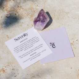 Aries Zodiac Candle Iridescent Label, Healing Crystals, Egyptian Amber Scent - thumbnail 4