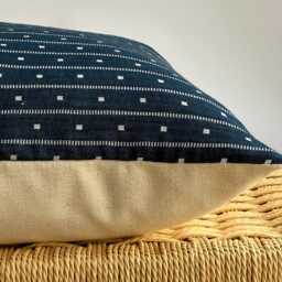 Indigo Hmong Pillow Cover Vintage Batik, Handwoven Hemp - thumbnail 4