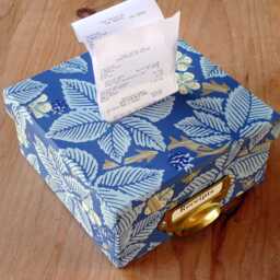 Receipt Box in William Morris Bramble Designs - Office Stationery & Home Storage - Handmade England - thumbnail 3