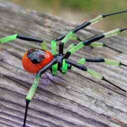 Handmade Red Uranium Glass Spider Vaseline Figurine Uv - thumbnail 4