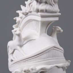 Roma Bust Sculpture - Goddess Of Rome Female Roman Statue Woman Art Made in Europe 44 cm/17.3 Inches Home Decor The Ancient - thumbnail 2