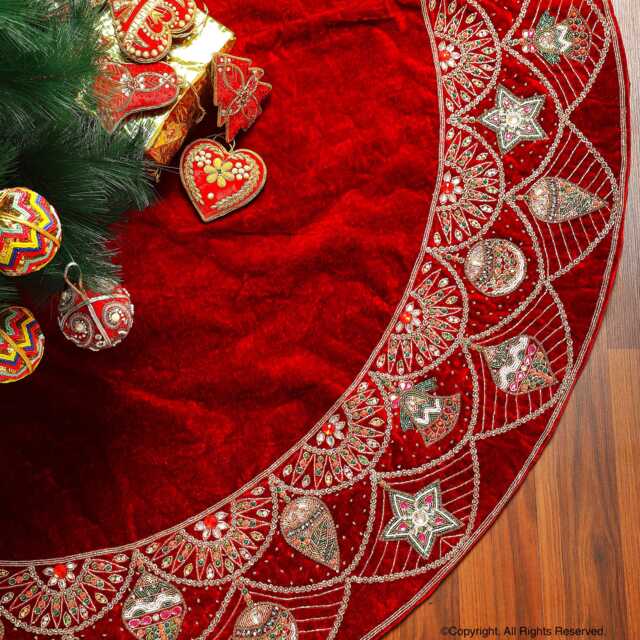 Red Velvet Christmas Tree Skirt 60 - image 1