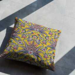 Outdoor Pillows - Weatherproof Garden Cushions Chintz Floral Pattern Les Palmiers Ochre Yellow Print Traditional Vintage Style - thumbnail 3