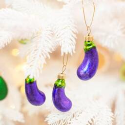 Mini Aubergine Eggplant Glass Christmas Tree Hanging Decorations - Set Of 3 - Festive Winter Food Foodie Chef Purple Sparkle Glitter Gift - thumbnail 2