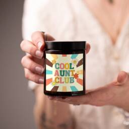 Cool Aunt Club Candle - Retro Style Soy Wax Auntie Gift - thumbnail 2