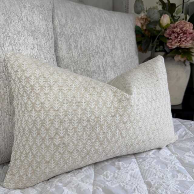 "Elm Leaf Cushion Cover Lumbar 12"" X 20" - image 1