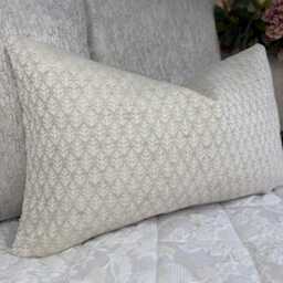 "Elm Leaf Cushion Cover Lumbar 12"" X 20" - thumbnail 3