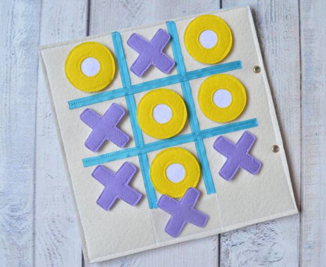 Felt Tic Tac Toe Quiet Book Page Montessori Toddler Toy - image 1