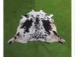 Exclusive Black & White Cowhide Rug-Speckled Tricolor Cow Skin Rug For Rustic Home Decor-Brazillian Area Rug-Large - thumbnail 1