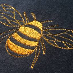 Embroidered Bee Velvet Cushion Cover 50x50cm Cotton Pillow - thumbnail 2