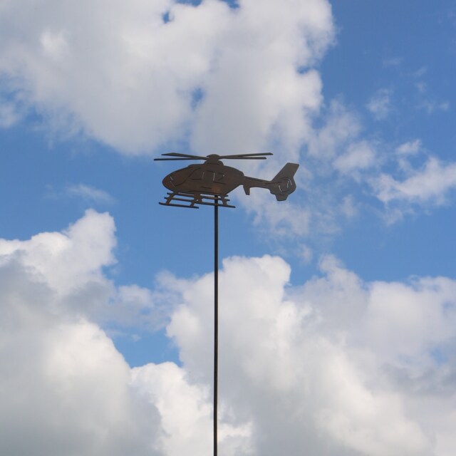 Rusty Metal Eurocopter Ec135 Outdoor & Garden Aviation Gift - Custom Bespoke Helicopter Decoration - image 1