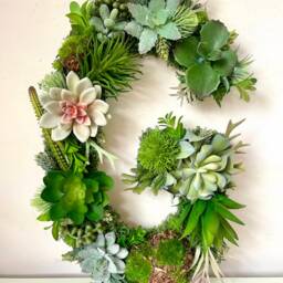 Green Moss Letter With Succulents Botanical Wall Decor - thumbnail 2