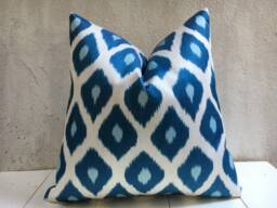 Silk Ikat Pillow Cover 24x24, Handwoven Decorative Cushion - thumbnail 1