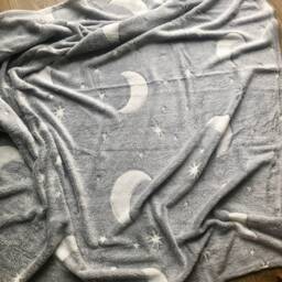 Handmade Xl Glow in The Dark Moon & Stars Fleece Blanket - thumbnail 3