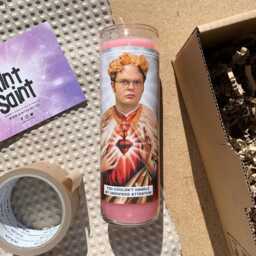 Saint Dwight Prayer Candle Rainn Wilson, Scented Soy Wax, 8 - thumbnail 2