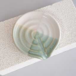 Soap Dish With Draining Spout - New Colors - thumbnail 3