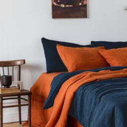 Navy Blue Linen Bedding Set, Stonewashed Duvet Cover & Pillowcases - thumbnail 4