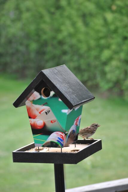 Poker Game Bird Feeder - image 1